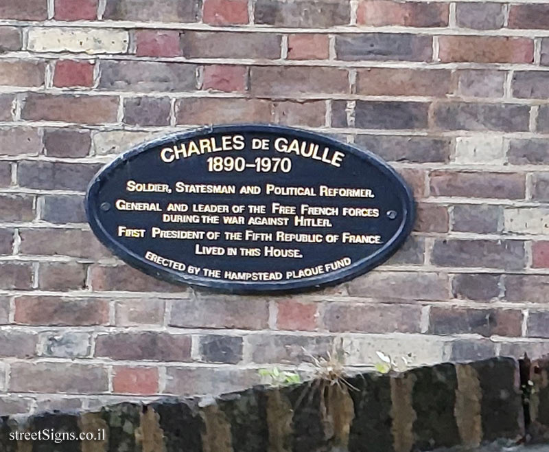 London - Hampstead - commemorative plaque at the place where Charles de Gaulle lived