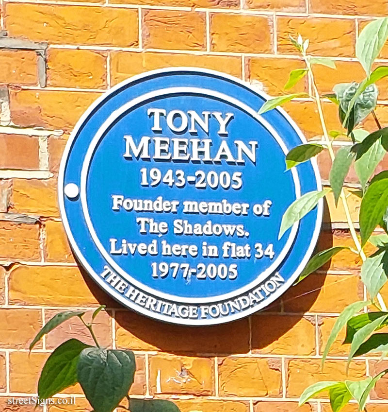 London - Commemorative plaque at the place where drummer Tony Meehan lived