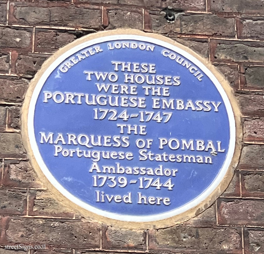 London - commemorative plaque in the place where the Portuguese embassy was in the 18th century