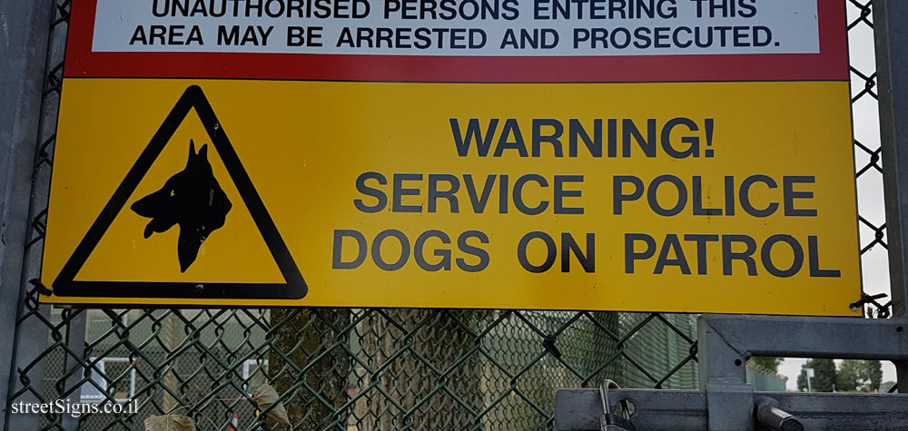 Coningsby - Warning, police dogs on patrol