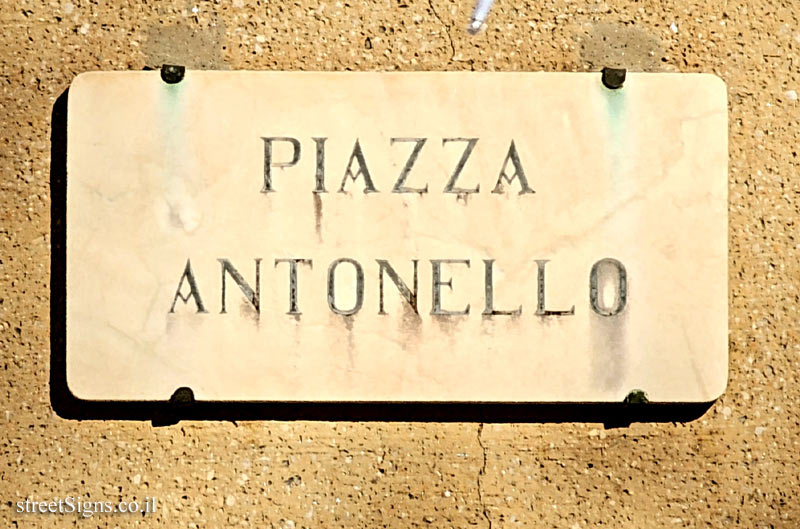 Messina (Sicily) - Piazza Antonello