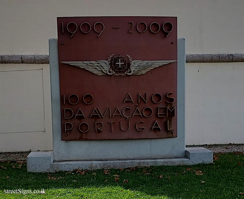 Lisbon - Monument to mark 100 years of aviation in Portugal