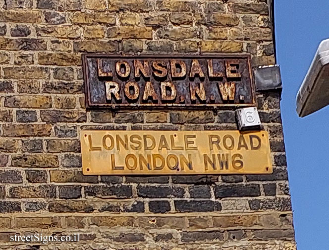 London - Lonsdale Road (2 signs)