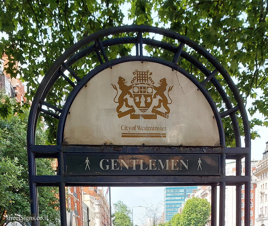 London - toilets with a classic sign