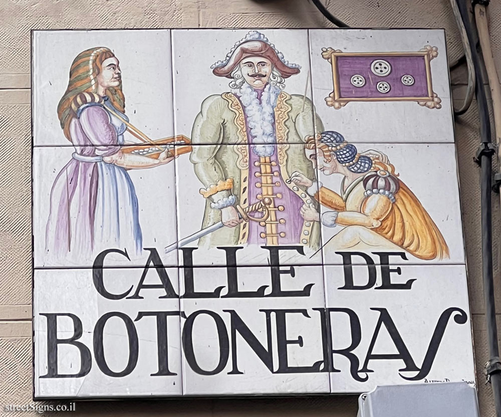 Madrid - Botoneras Street