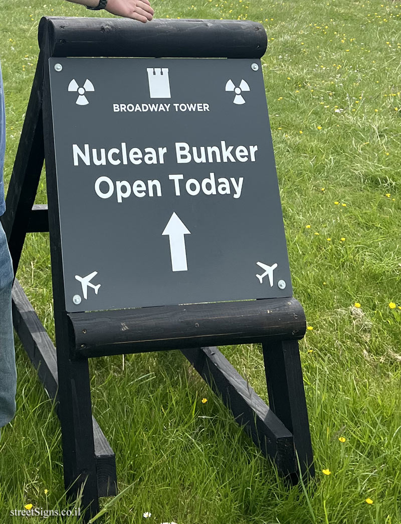 Broadway, Worcestershire - The atomic shelter is open