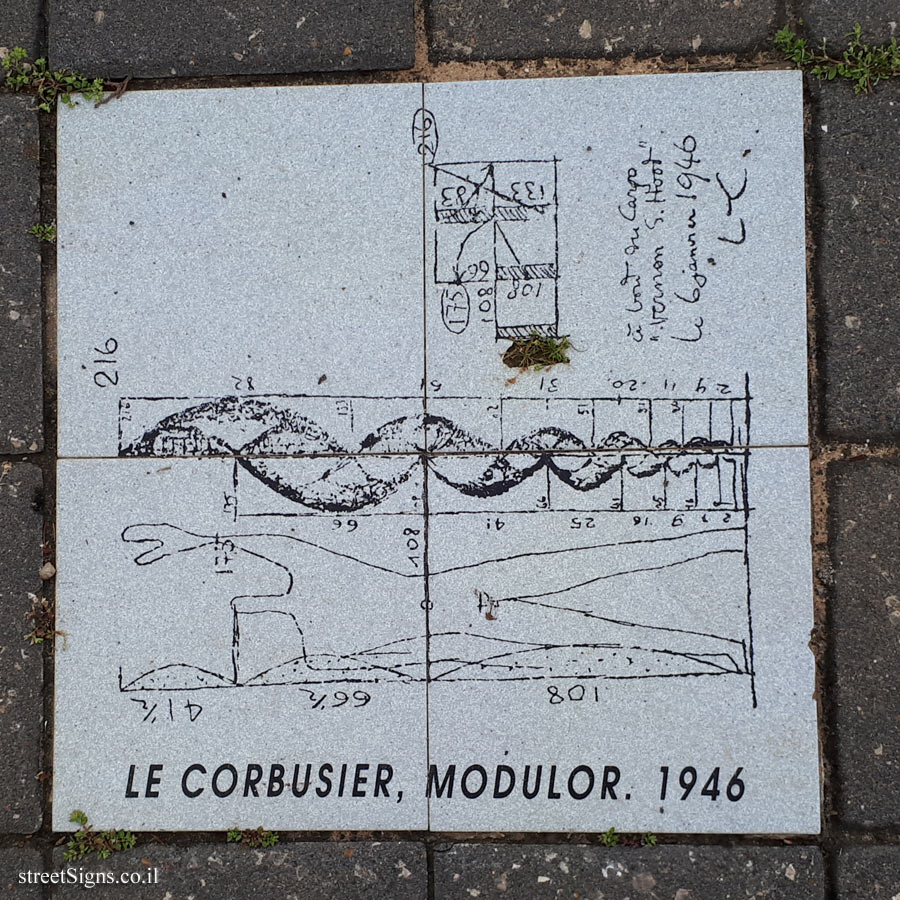 Tel Aviv University - Entin Square tiles - Modulor (Le Corbusier)