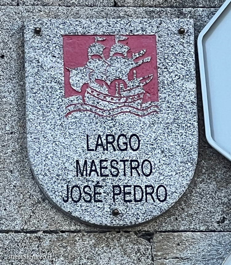 Viana do Castelo - Maestro Jose Pedro square