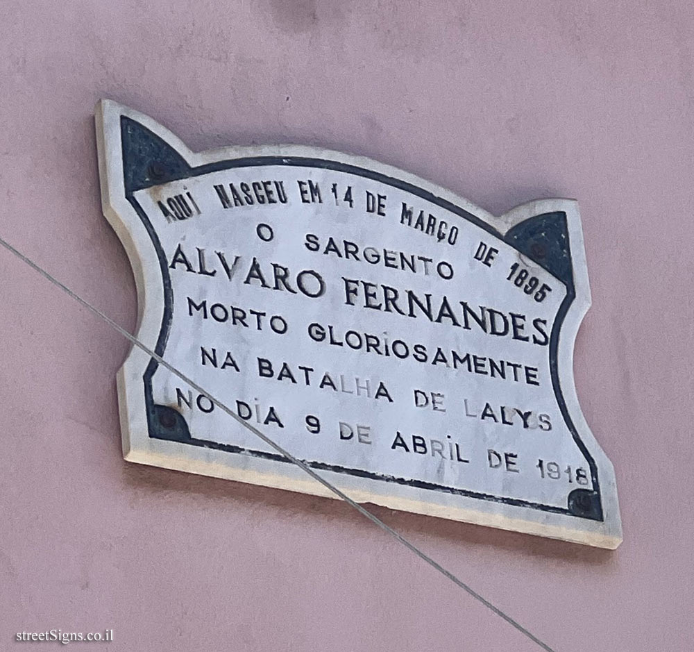 Esposende - the house whereAlvaro Fernandes was born who fell in the Battle of the Lys