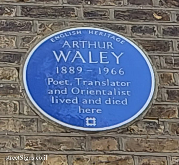 London - commemorative plaque at the place where Sinologist Arthur Wiley lived