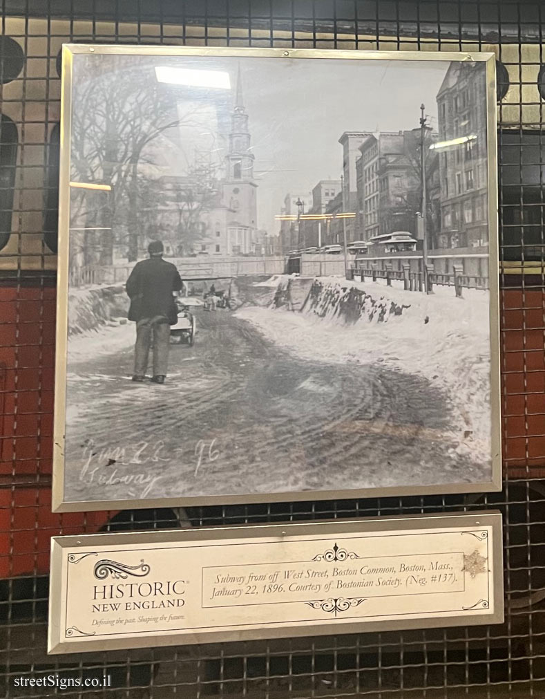 Boston - Historic photos at the subway stations