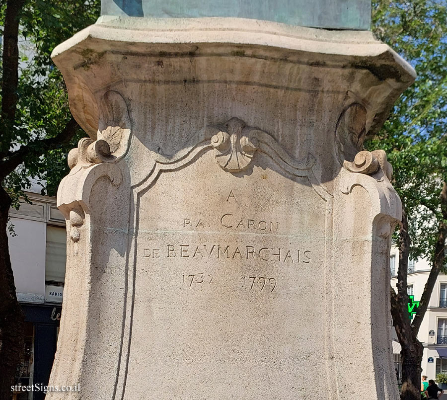 Paris - a commemorative statue of the Polymath Pierre Beaumarchais