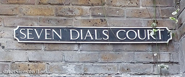 London - Seven Dials Court