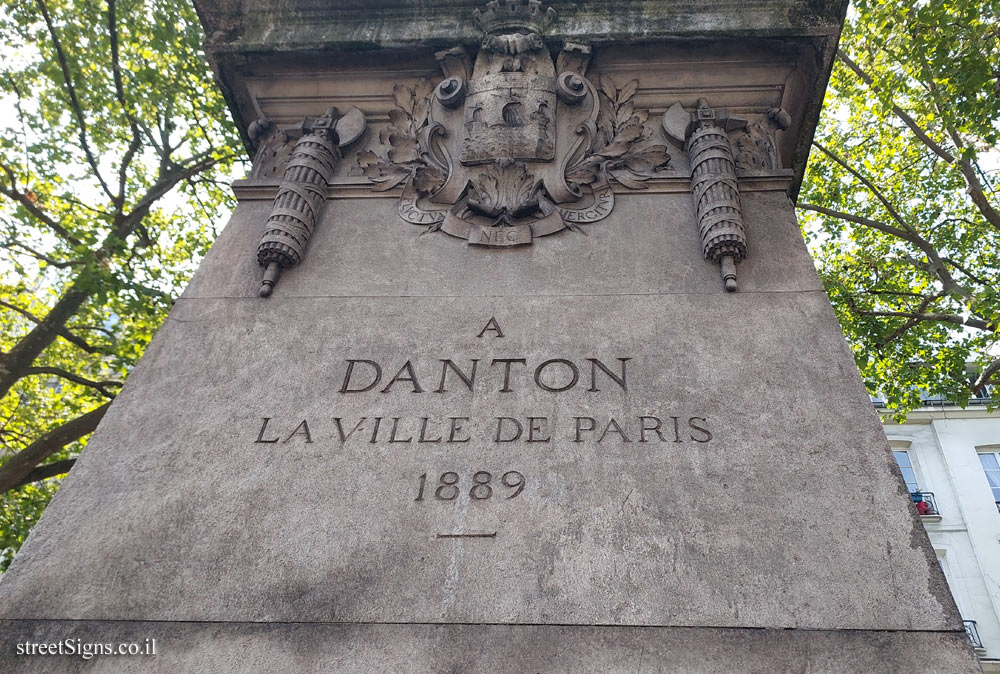 Paris - Danton’s statue