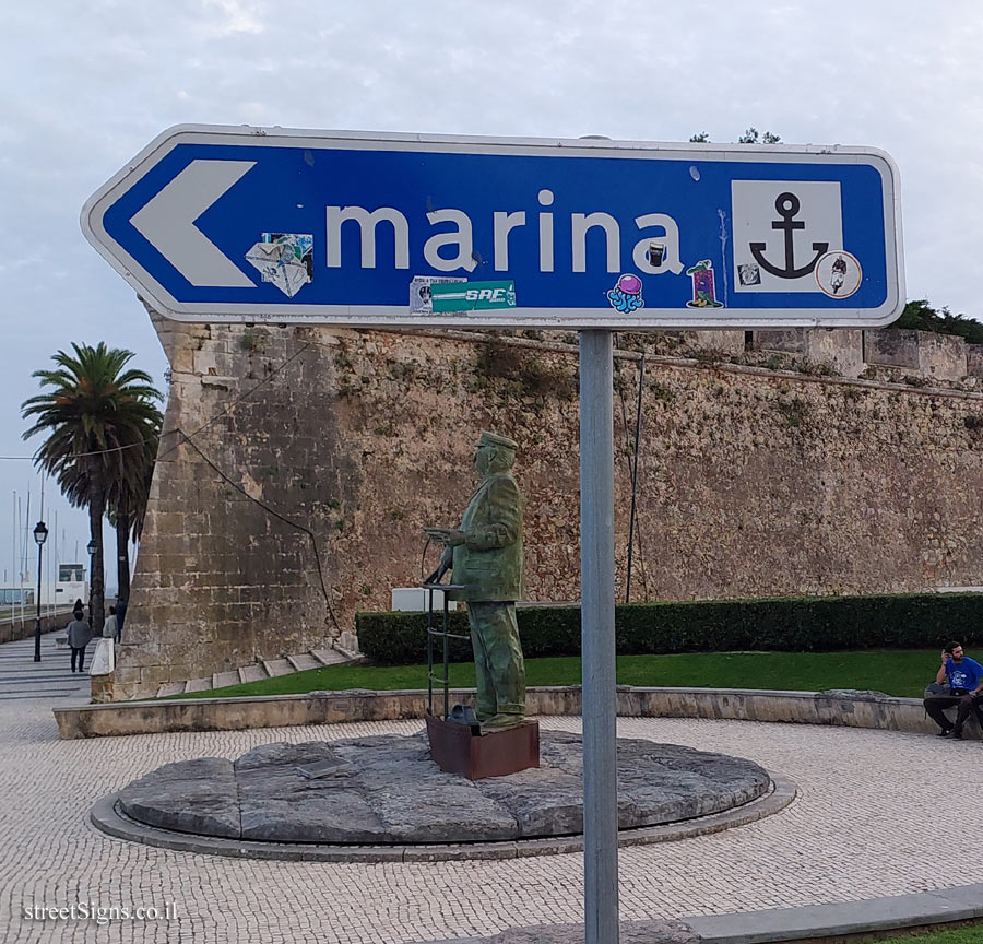 Cascais - Directional sign