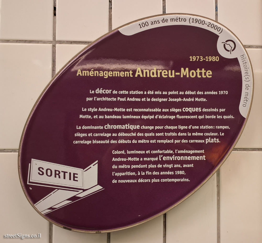 Paris - 100 Years of Metro History - 1973-1980 - - Andreu-Motte design