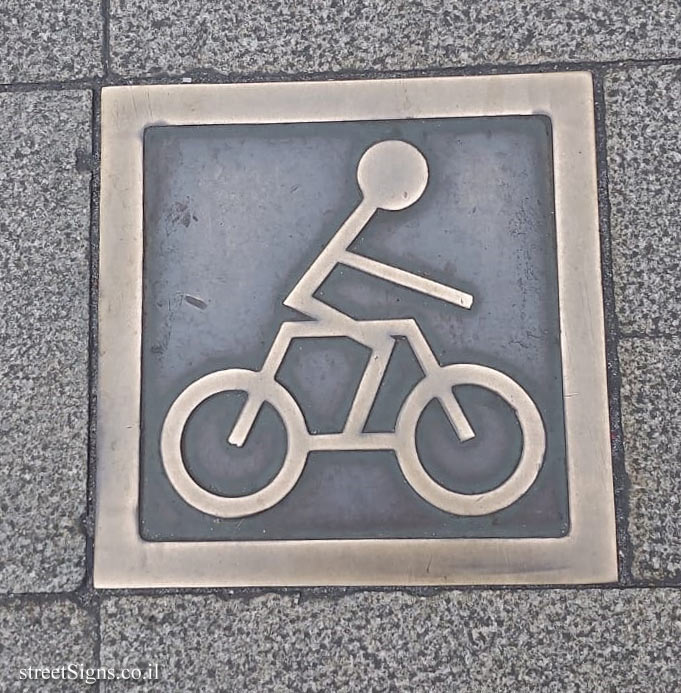 Taipei - track for cyclists