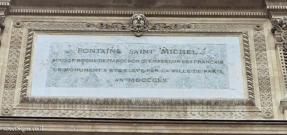 Paris - Fontaine Saint-Michel