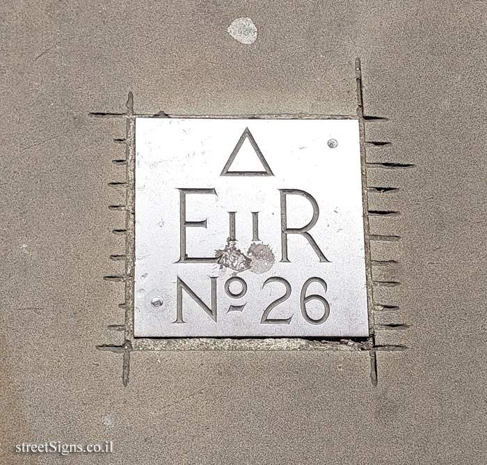 London - Point No. 26 in The Tower Liberty boundary markers