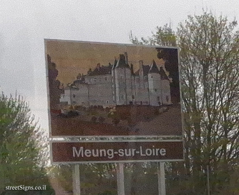 Meung-sur-Loire - sign indicating the beginning of the city’s jurisdiction