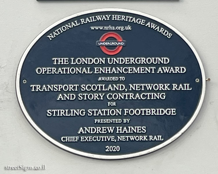 Stirling - Commendation on the footbridge at Stirling Station