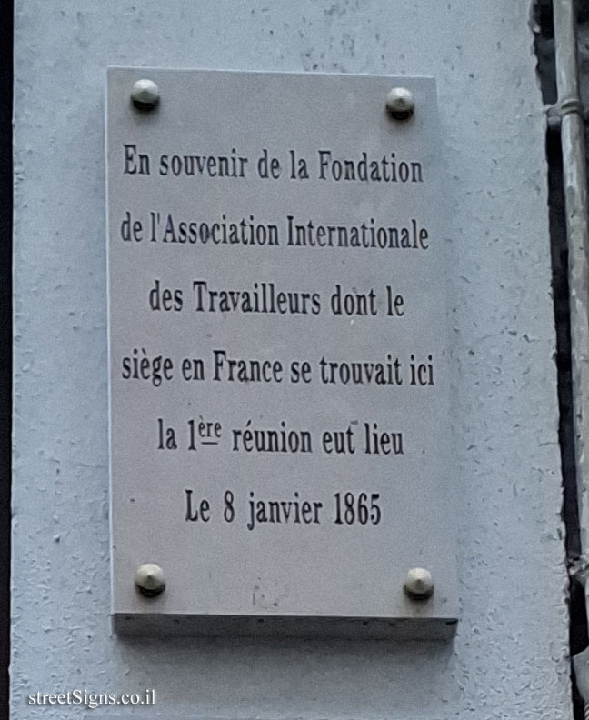 Paris - the home of the first international headquarters in France