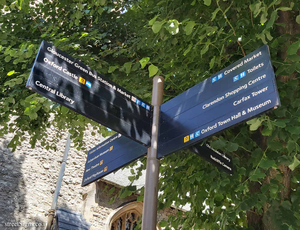 Oxford -  - a direction sign pointing to sites in the town