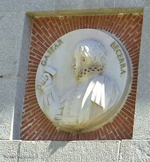 Madrid - Medallions in front of the Prado Museum - Gaspar Becerra