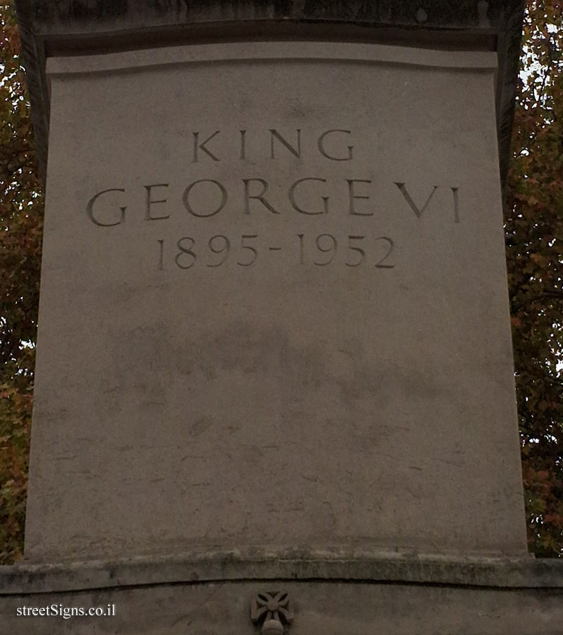 London - Statue of King George VI from the memorial to him and Queen Elizabeth