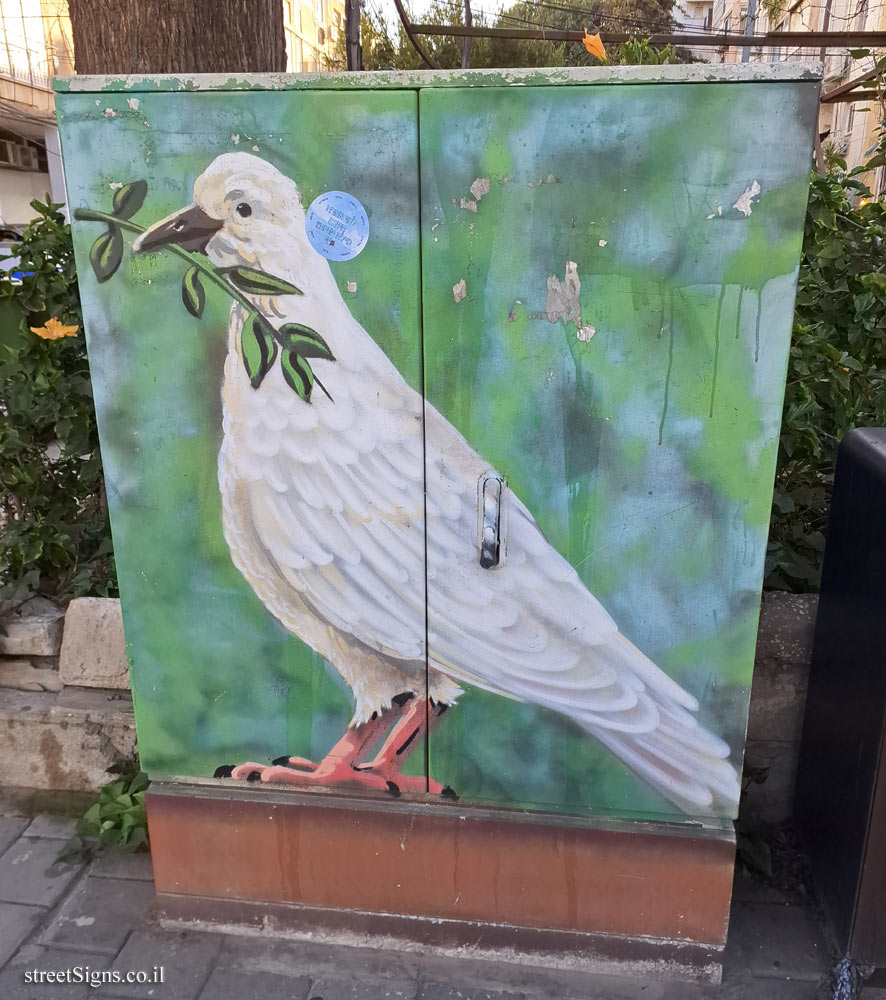 Tel Aviv - Illustrated Communication Cabinets - Dove of Peace (2)