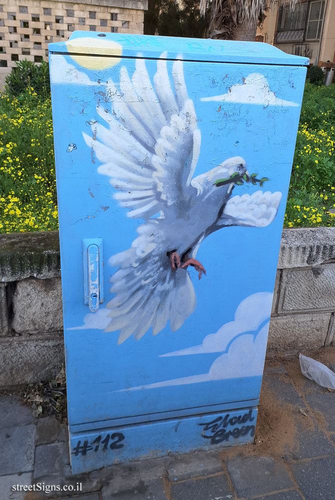 Tel Aviv - Illustrated Communication Cabinets - Dove of Peace (3)
